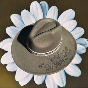 Engraved Green Wide-Brim Hat